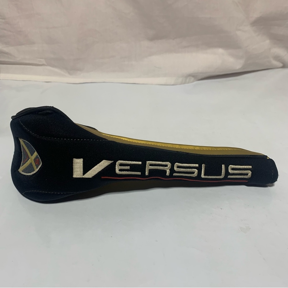 Versus Golf Club Head cover with #3 tag velcro closure